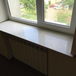 Подоконник из кварцита Atem White 006