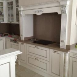 Столешницы и барные стойки из камня