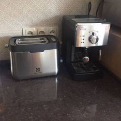 Кухонная столешница из кварцита Caesarstone 4260
