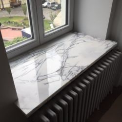 Подоконник из мрамора Milas Lilak