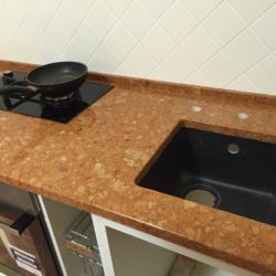 Столешница из искусственного камня Quarella Rosso Assiago