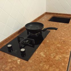 Столешница из агломрамора Quarella Rosso Assiago