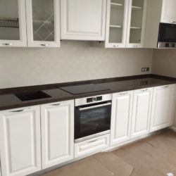 Кухонная столешница из кварцита Vicostone BQ8560 Imperador Dark