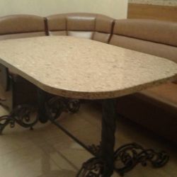 Столешницы и барные стойки из камня