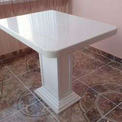 Столешницы и барные стойки из камня