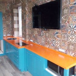 Столешница для кухни из оранжевого кварцита Caesarstone 2430 Столешница из камня | Изделия из натурального и искуственного камня |Столешница для кухни
