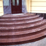 Лестница из гранита Входная группа из камня - Изделия из натурального и искуственного камня |Внешняя лестница