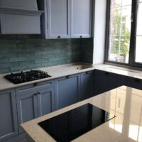 Кухонная столешница из украинского кварцита Atem Beige Light 0012 Кухонная столешница из кварцита Atem Beige Light 0012. Фото 1