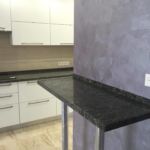 Барная стойка в виде полки из кварцита Caesarstone 6003 Столешницы из кварцевого камня Caesarstone 6003