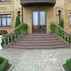 Входная группа из гранита месторождения Дидковичи (Украина)