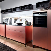 Кухонные столешница и фартук из камня