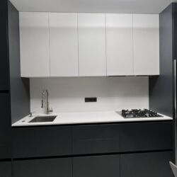 Кухонна стільниця, яка виконана з білого кварцевого каменю. Фото 3 Кухонна стільниця, яка виконана з білого кварцевого каменю
